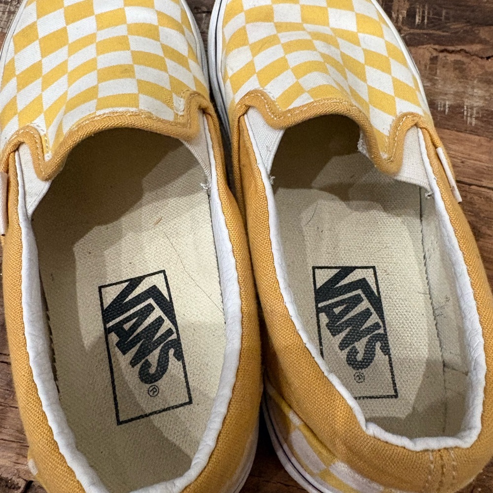 Yellow Vans - Picture 3 of 7